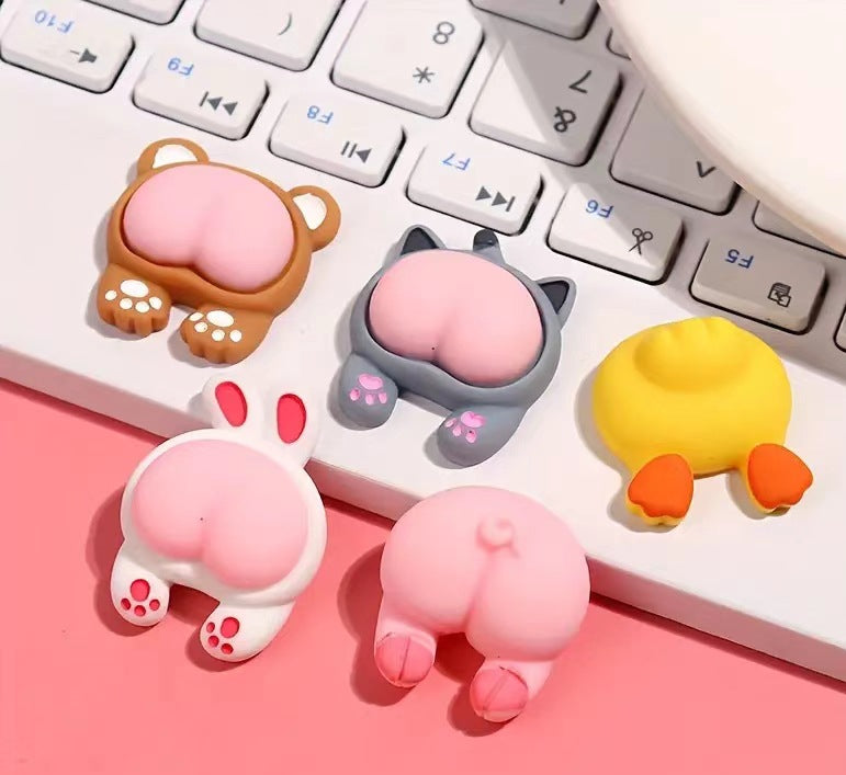 Cute Animal Butt Fridge Magnet – Resin Cartoon Decor for Kitchen & Photo Wall